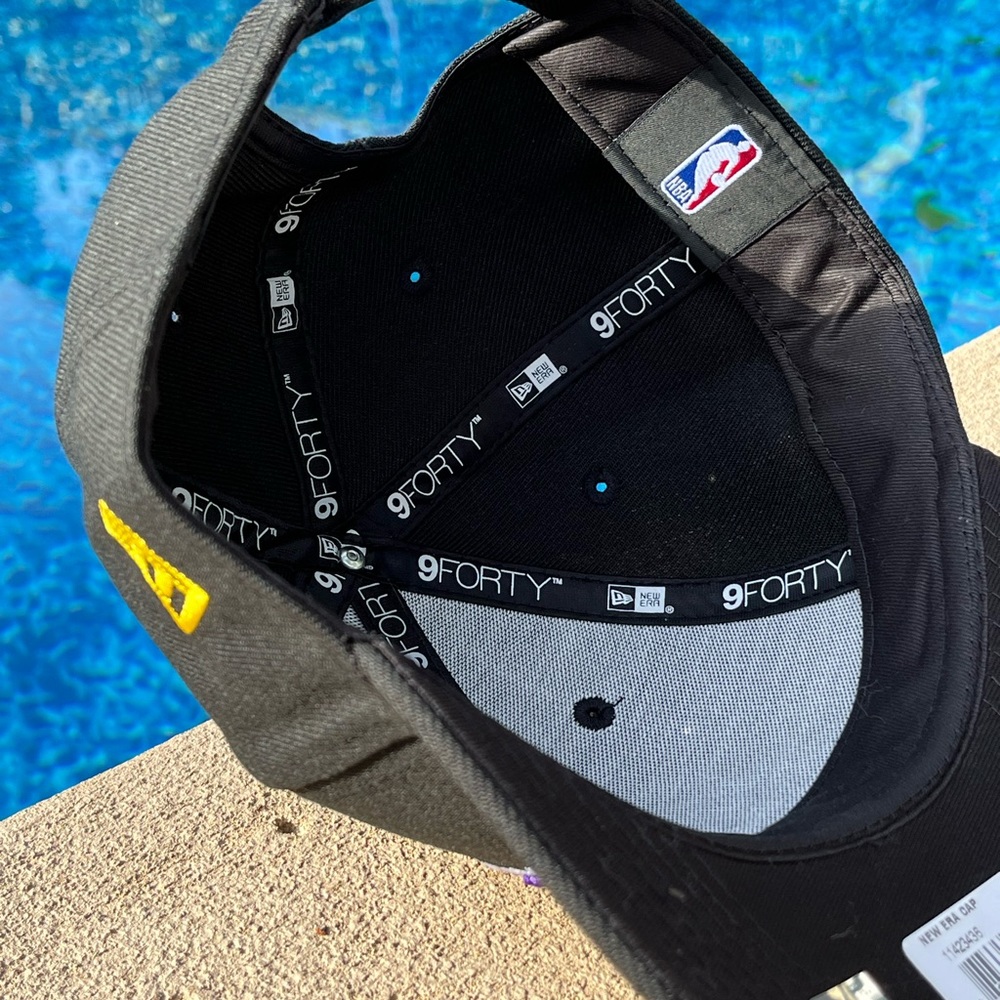 New Era Los Angeles Lakers Hat - Picture 4 of 10